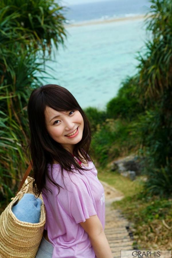    Graphis_仓多真央《All Blue》精选写真：清纯海边户外照与慵懒床上私房，日本女神甜美魅力呈现第17张图片