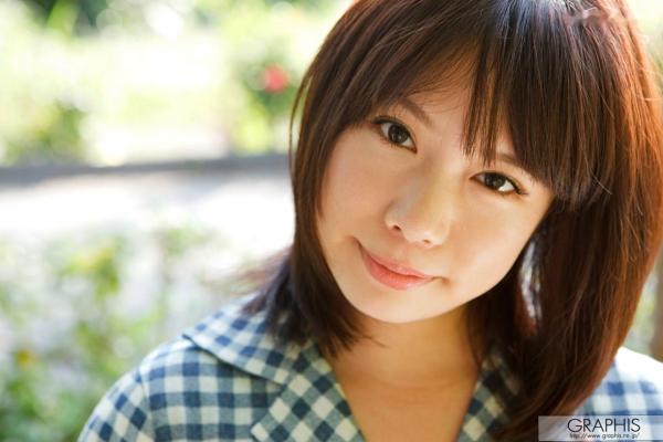    Graphis_篠原杏/筱原杏《Sweety》写真集，海边清新甜美少女，校服诱惑与性感魅力第4张图片