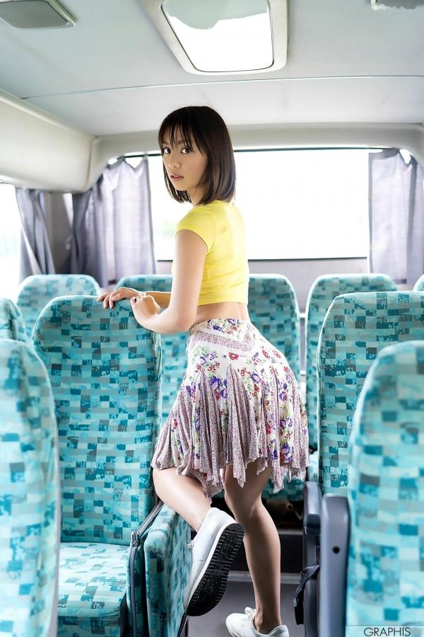    Graphis萌波铃Suzu Monami写真集：清纯少女蜕变，纯欲家居私房与清新户外造型系列第14张图片