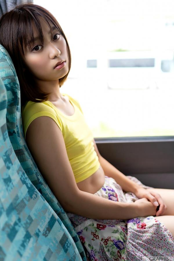   Graphis萌波铃Suzu Monami写真集：清纯少女蜕变，纯欲家居私房与清新户外造型系列第15张图片