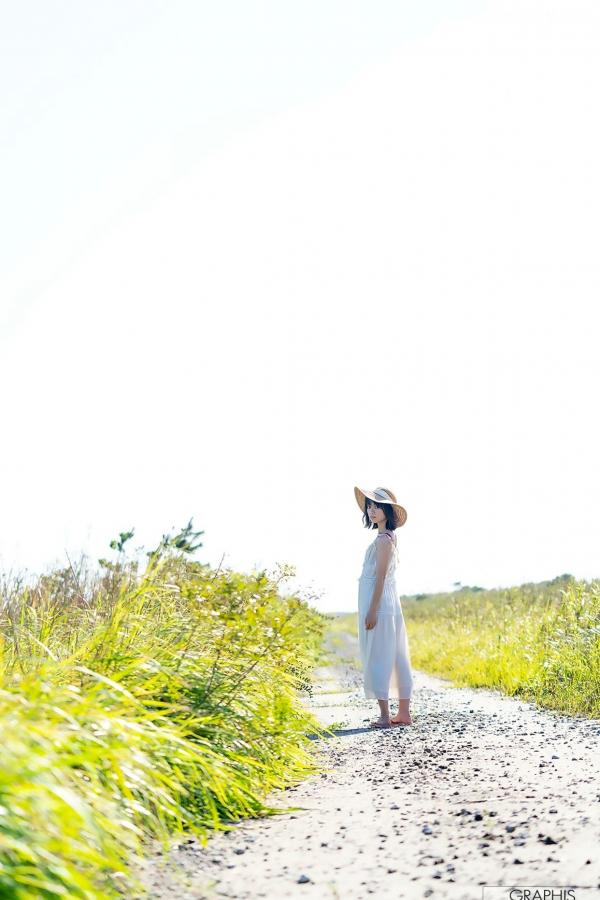    Graphis萌波铃Suzu Monami写真集：清纯少女蜕变，纯欲家居私房与清新户外造型系列第31张图片