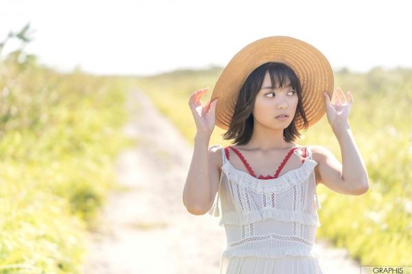    Graphis萌波铃Suzu Monami写真集：清纯少女蜕变，纯欲家居私房与清新户外造型系列第32张图片