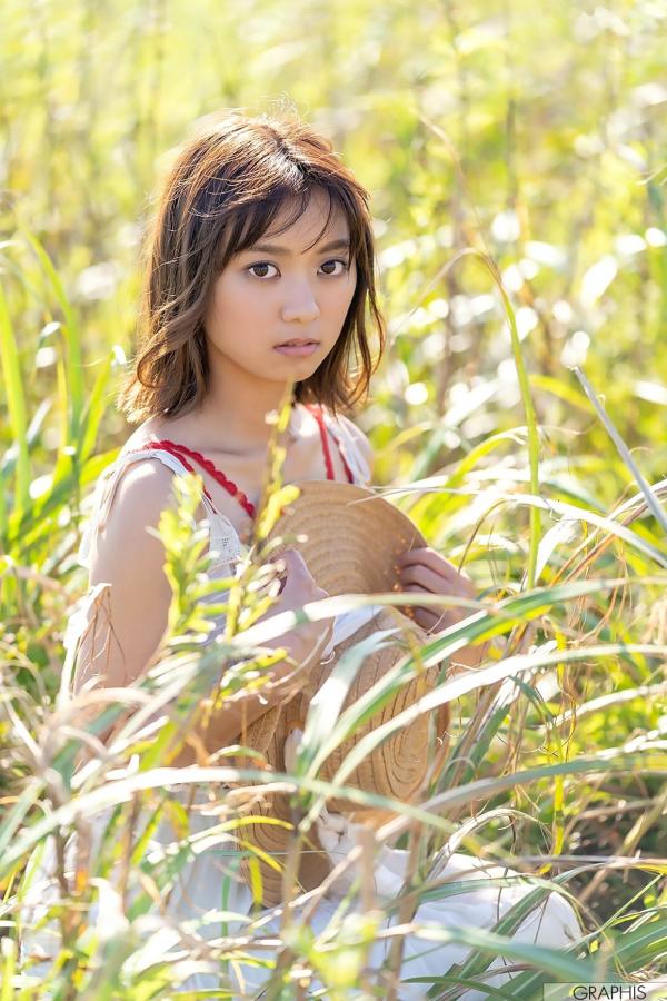    Graphis萌波铃Suzu Monami写真集：清纯少女蜕变，纯欲家居私房与清新户外造型系列第35张图片
