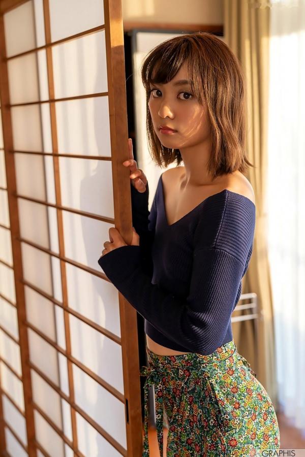    Graphis萌波铃Suzu Monami写真集：清纯少女蜕变，纯欲家居私房与清新户外造型系列第55张图片