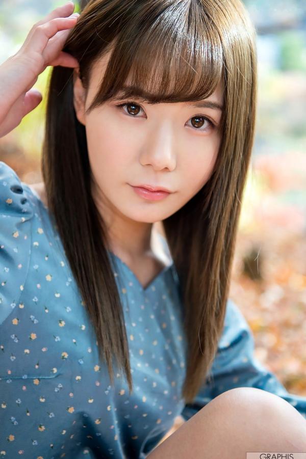    Graphis_坂道みる(坂道美琉)《Precious Time》秋日户外与居家浴室私房写真集第5张图片