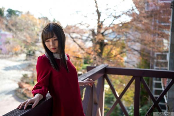    Graphis_坂道みる(坂道美琉)《Precious Time》秋日户外与居家浴室私房写真集第24张图片