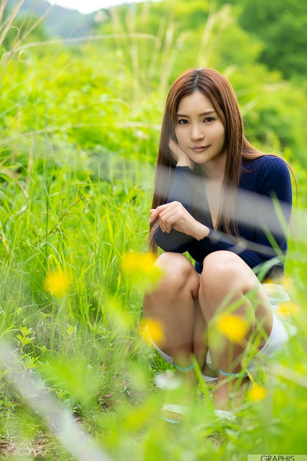   Graphis_Aoi葵写真《Allure》：日系性感私房照，展现优雅尤物魅力第3张图片