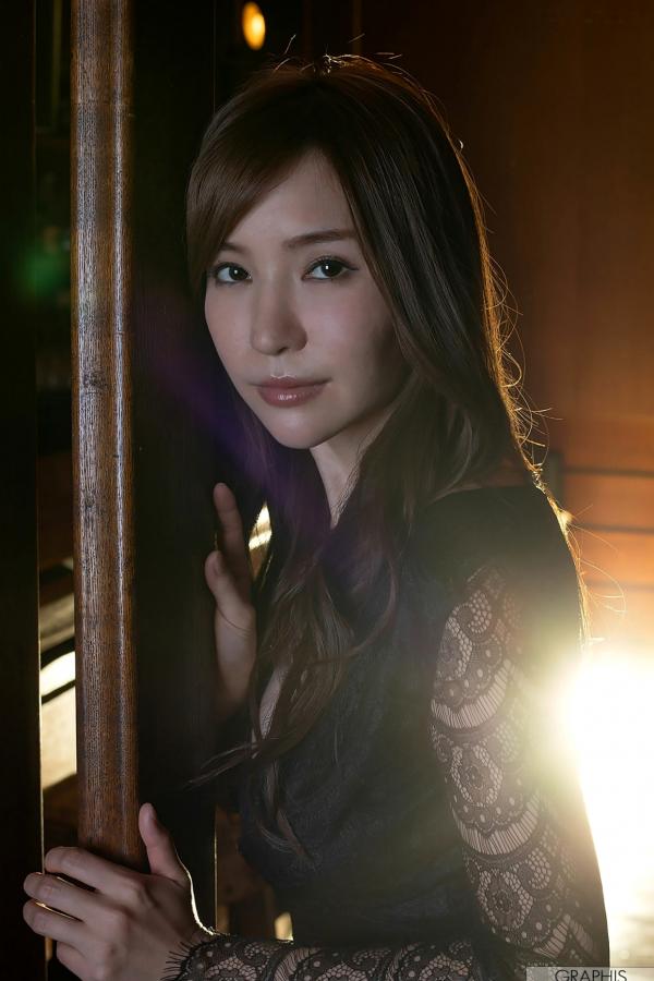    Graphis_Aoi葵写真《Allure》：日系性感私房照，展现优雅尤物魅力第38张图片