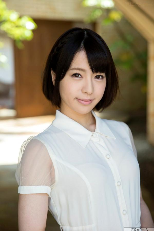    永仓濑奈 (Nagakura Sena) 纯白吊带裙写真集，清纯少女室内私房初次诱惑，Graphis治愈系女神图集第17张图片