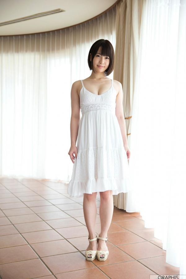    永仓濑奈 (Nagakura Sena) 纯白吊带裙写真集，清纯少女室内私房初次诱惑，Graphis治愈系女神图集第18张图片