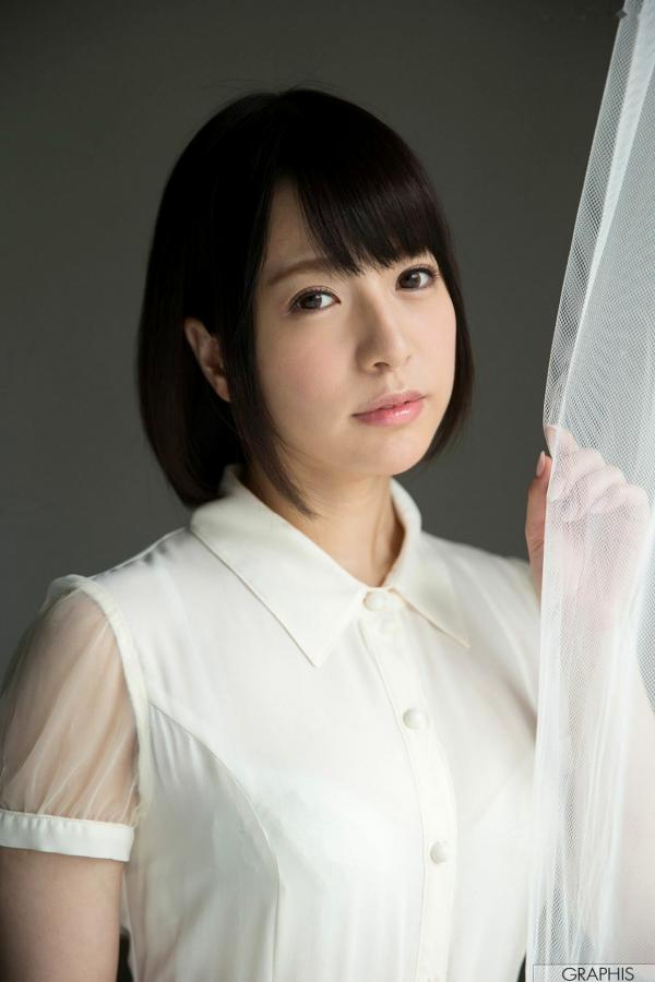    永仓濑奈 (Nagakura Sena) 纯白吊带裙写真集，清纯少女室内私房初次诱惑，Graphis治愈系女神图集第28张图片