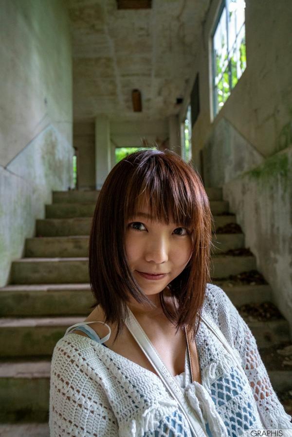    Graphis_戸田真琴 Makoto Toda 清纯日系居家私房街拍写真集[22P]第7张图片
