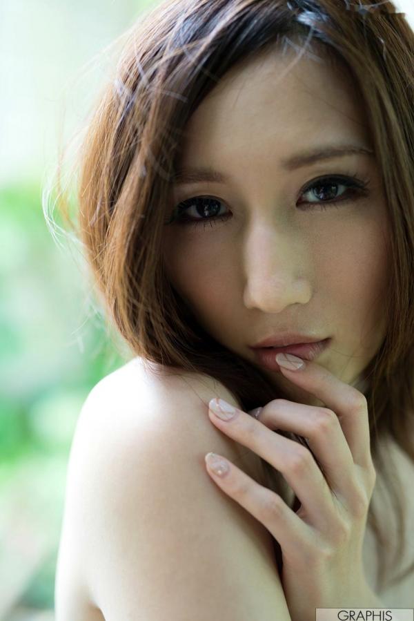   Graphis Julia京香《De Deesse!》写真集：高冷御姐的大胆户外野性诱惑第19张图片