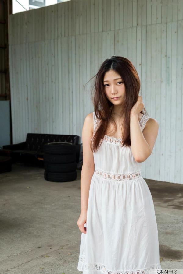    Graphis系列：香澄遥 (Kasumi Haruka) 初出写真集，清纯童颜配火辣身材，精选私房诱惑与泳装美图第4张图片