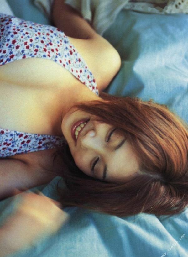    PB写真集 相乐的里子《on／off》：野性比基尼与私房性感美拍，冷艳御姐风情展现第53张图片