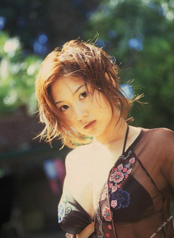    PB写真集 相乐的里子《on／off》：野性比基尼与私房性感美拍，冷艳御姐风情展现第108张图片