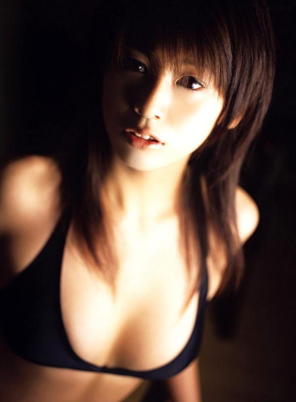   日本女神小阪由佳 (Yuka Kosaka) 经典私房写真集，冷艳比基尼与诱惑气质展现绝美身姿 [51P]第6张图片