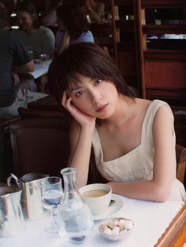    PB写真集_奥菜恵《The Okina 3／3 in Paris》巴黎风情黑色薄纱大尺度私房照 [85P]第4张图片