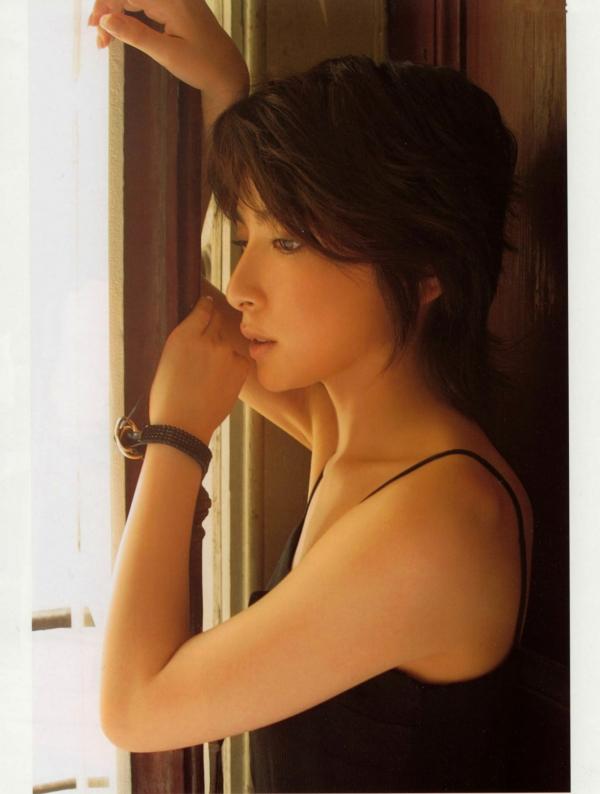    PB写真集_奥菜恵《The Okina 3／3 in Paris》巴黎风情黑色薄纱大尺度私房照 [85P]第16张图片