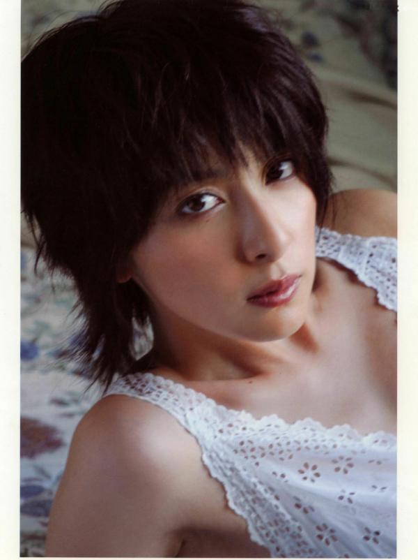    PB写真集_奥菜恵《The Okina 3／3 in Paris》巴黎风情黑色薄纱大尺度私房照 [85P]第45张图片