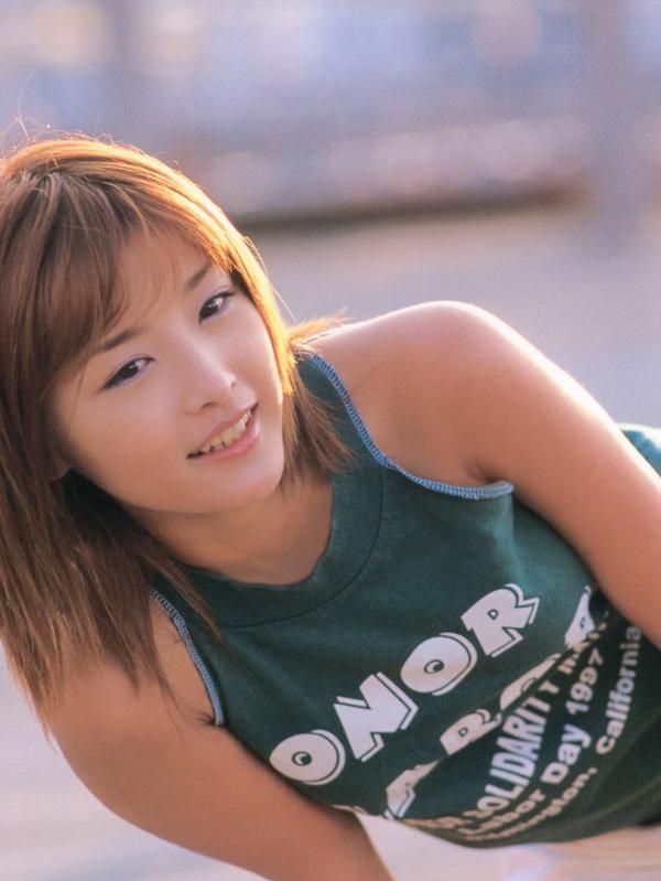    PB写真集_ Rika Ishikawa 石川梨華 经典清纯偶像美学户外清新写真套图第26张图片