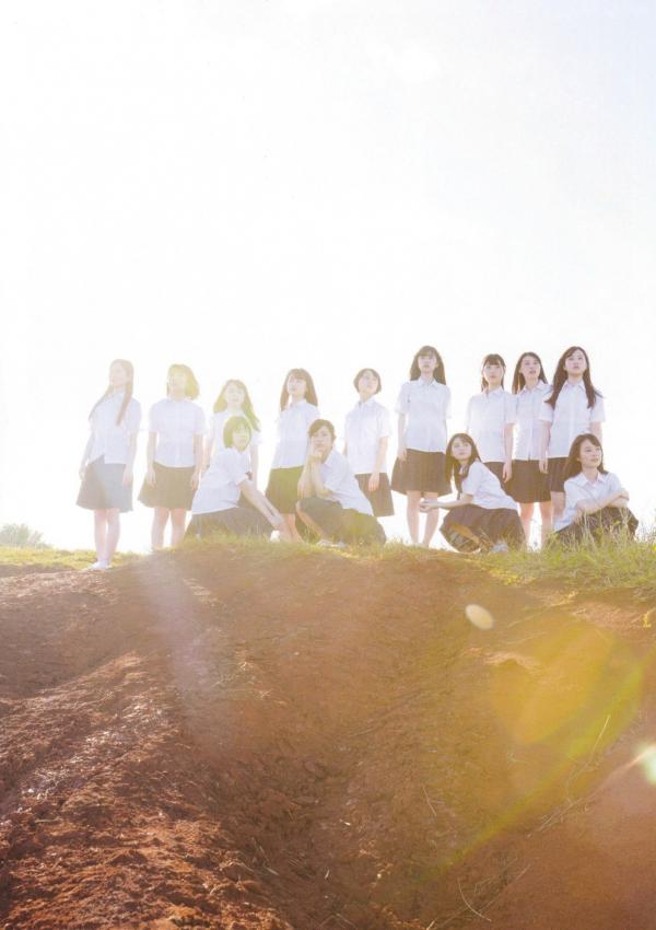    PB写真集_乃木坂46《极品正统清纯少女组合》日本偶像团体海滩泳装户外嬉水纯美写真集[118P]第100张图片