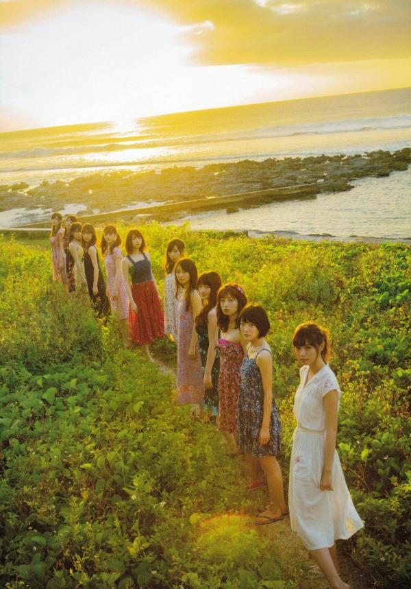   PB写真集_乃木坂46《极品正统清纯少女组合》日本偶像团体海滩泳装户外嬉水纯美写真集[118P]第118张图片