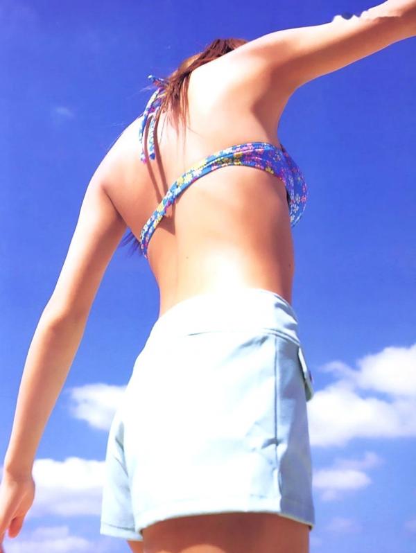    PB写真集_Maki Goto 后藤真希 经典写真集 户外清新与私房诱惑 [97P]第27张图片