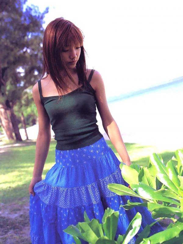    PB写真集_Maki Goto 后藤真希 经典写真集 户外清新与私房诱惑 [97P]第45张图片