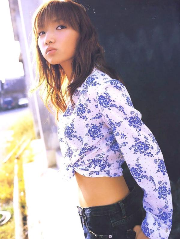    PB写真集_Maki Goto 后藤真希 经典写真集 户外清新与私房诱惑 [97P]第52张图片