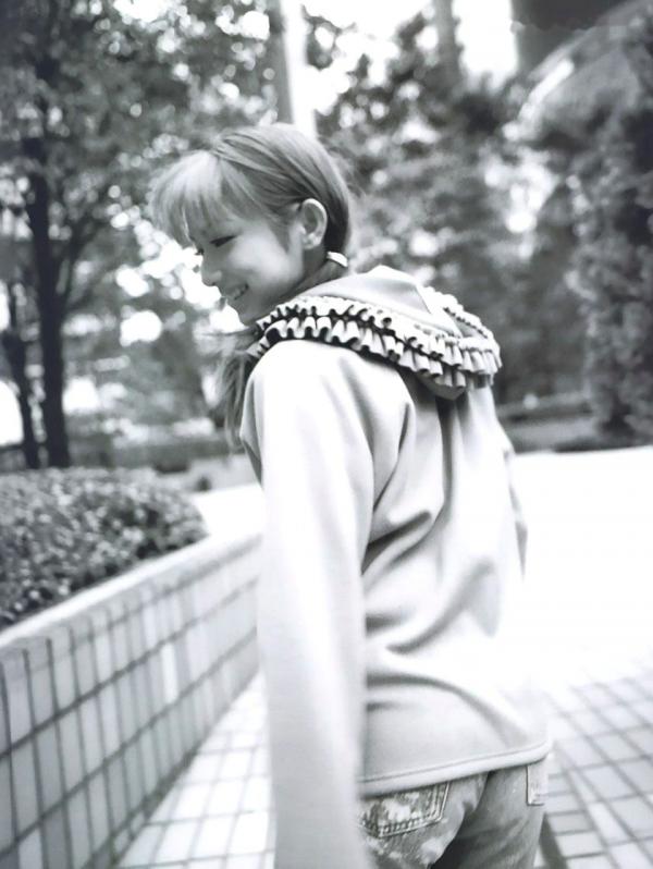    PB写真集_Maki Goto 后藤真希 经典写真集 户外清新与私房诱惑 [97P]第97张图片