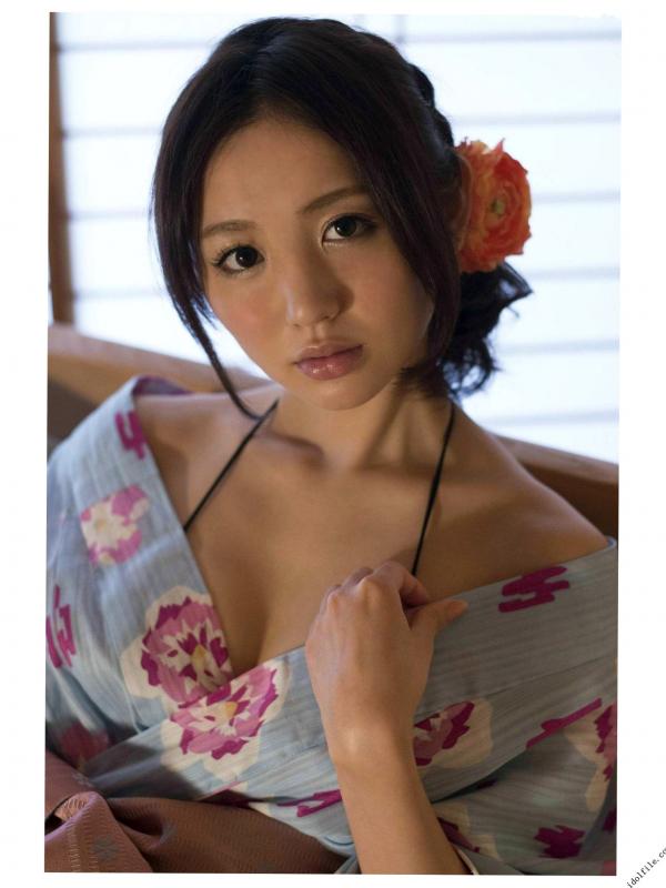    PB写真集_小野乃乃香「ののまみれ」高清写真赏析_纯欲私房床照与户外泳装诱惑第10张图片