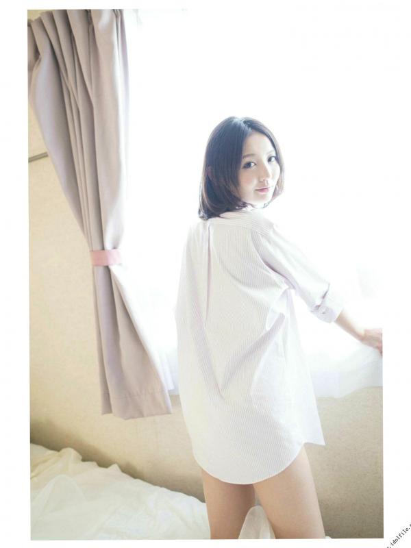    PB写真集_小野乃乃香「ののまみれ」高清写真赏析_纯欲私房床照与户外泳装诱惑第22张图片