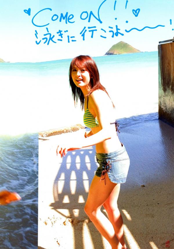    莉亚·迪桑Leah Dizon《Hello! Leah》精选写真：海滩比基尼与清纯居家风，重温混血女神的绝美时刻[54P]第26张图片