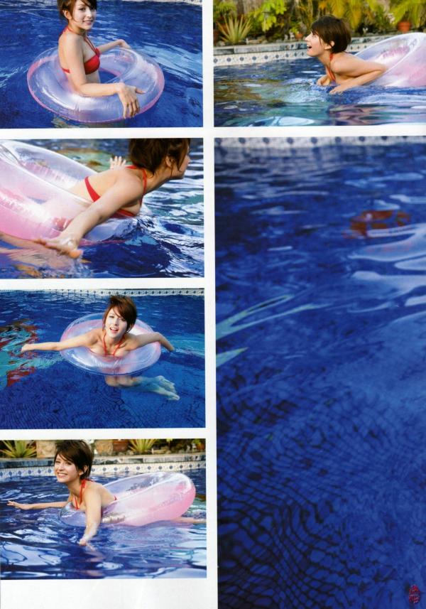    莉亚·迪桑Leah Dizon《Hello! Leah》精选写真：海滩比基尼与清纯居家风，重温混血女神的绝美时刻[54P]第36张图片