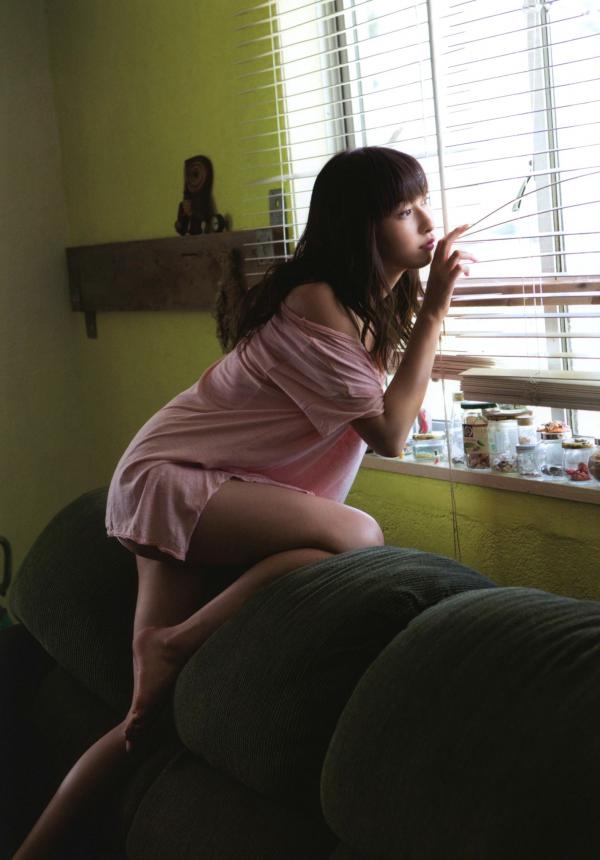   PB写真集_植村あかり/植村亚加莉《1024 AKARI》海边比基尼写实与街头清新私房照 [86P]第29张图片