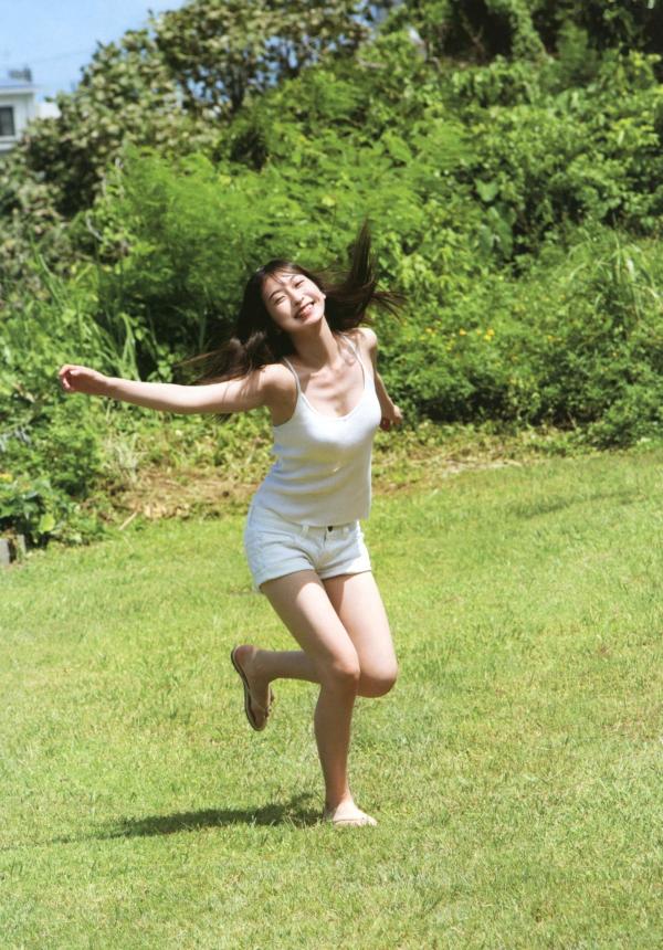    PB写真集_植村あかり/植村亚加莉《1024 AKARI》海边比基尼写实与街头清新私房照 [86P]第50张图片
