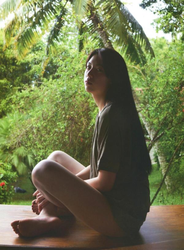    PB写真集_Ayaka Miyoshi 三吉彩花《わたし》高清文艺感海边私房大片，尽显高冷气质与骨感美学【135P】第35张图片