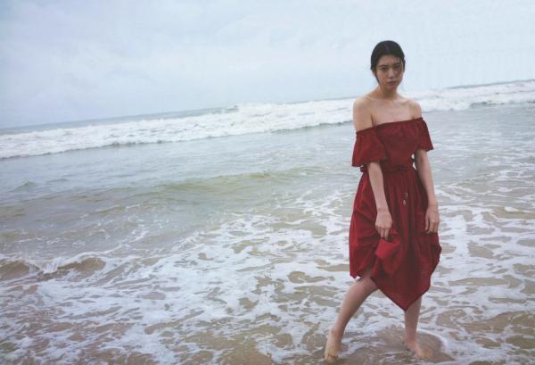    PB写真集_Ayaka Miyoshi 三吉彩花《わたし》高清文艺感海边私房大片，尽显高冷气质与骨感美学【135P】第61张图片