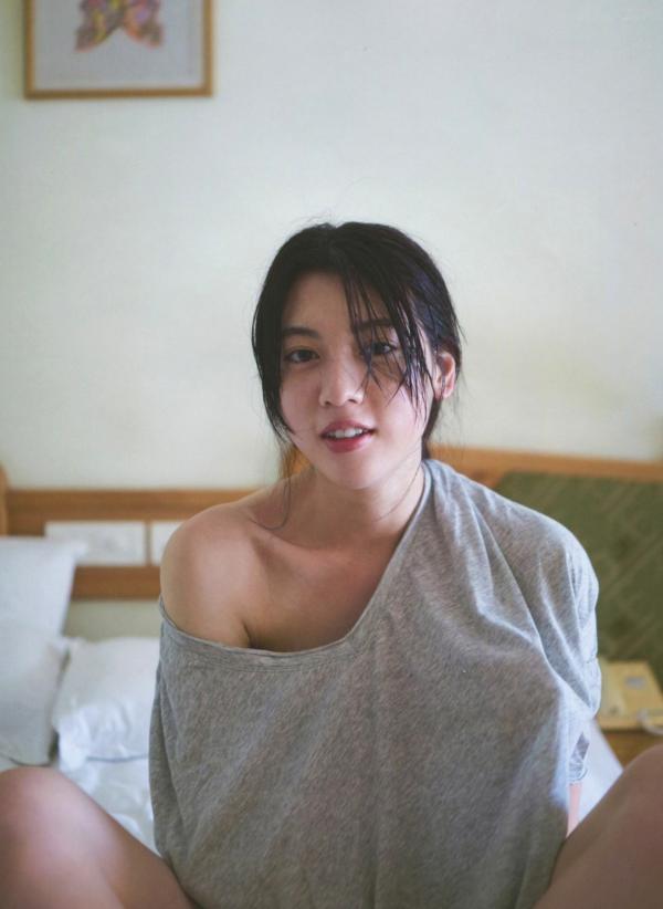    PB写真集_Ayaka Miyoshi 三吉彩花《わたし》高清文艺感海边私房大片，尽显高冷气质与骨感美学【135P】第83张图片