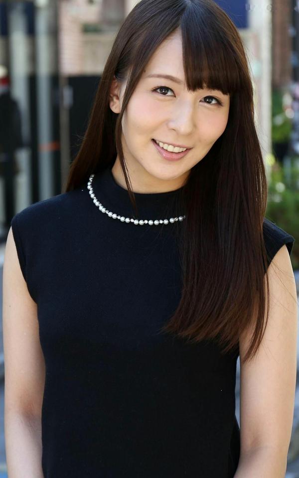    希崎杰西居家白色蕾丝内衣诱惑私房写真集，清纯甜美与成熟韵味并存的绝美神级镜头记录第1张图片
