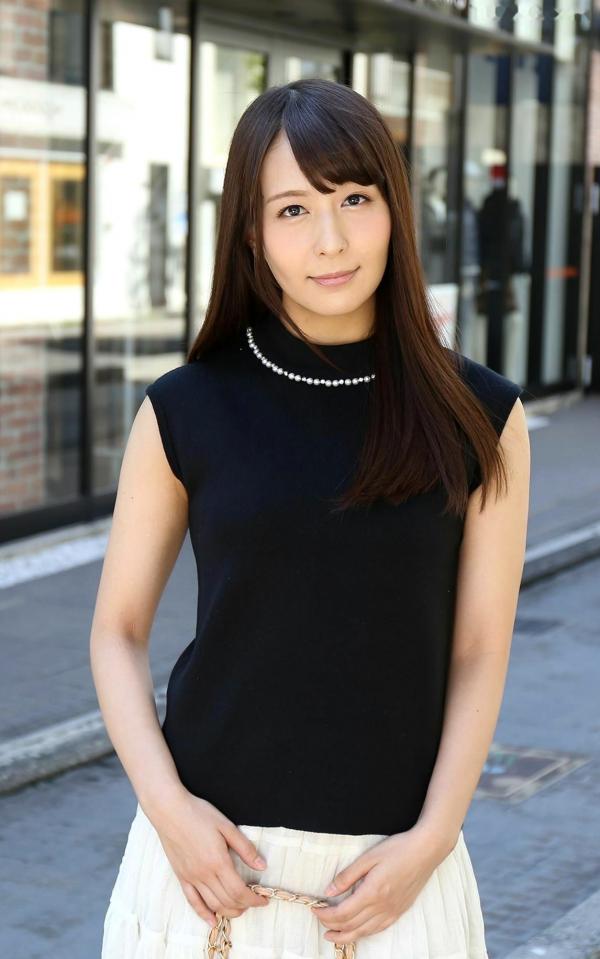    希崎杰西居家白色蕾丝内衣诱惑私房写真集，清纯甜美与成熟韵味并存的绝美神级镜头记录第2张图片