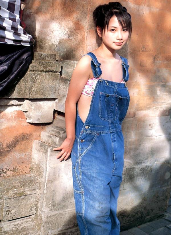    PB写真集：寺田有希《大好き!!》写真集89P，清新唯美日系少女风采，户外沙滩与池畔泳装写真。第6张图片