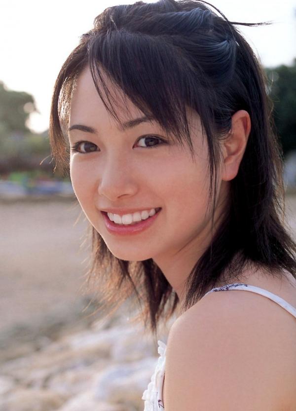    PB写真集：寺田有希《大好き!!》写真集89P，清新唯美日系少女风采，户外沙滩与池畔泳装写真。第15张图片