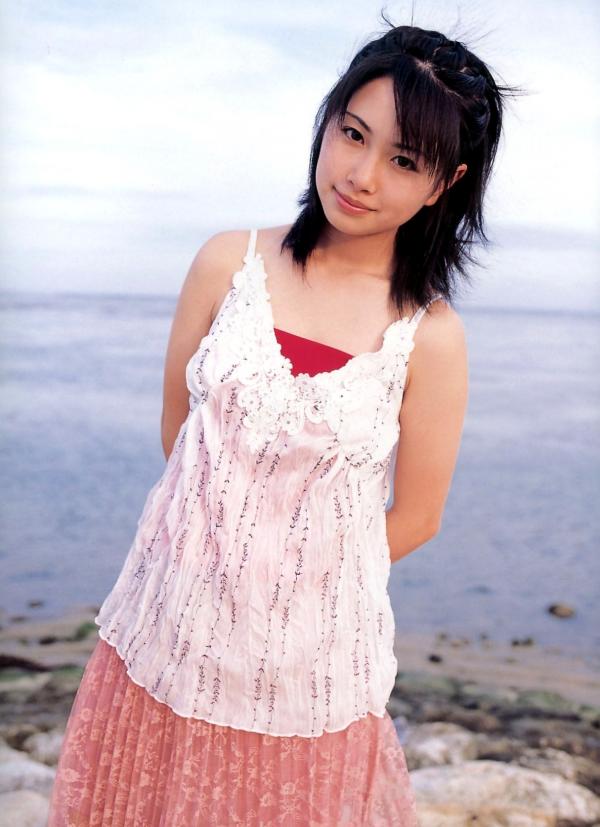    PB写真集：寺田有希《大好き!!》写真集89P，清新唯美日系少女风采，户外沙滩与池畔泳装写真。第17张图片