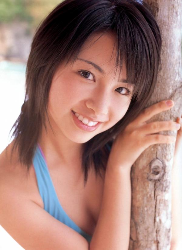    PB写真集：寺田有希《大好き!!》写真集89P，清新唯美日系少女风采，户外沙滩与池畔泳装写真。第22张图片