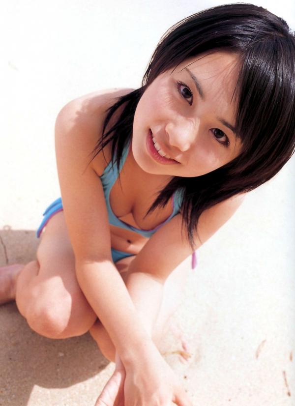    PB写真集：寺田有希《大好き!!》写真集89P，清新唯美日系少女风采，户外沙滩与池畔泳装写真。第23张图片