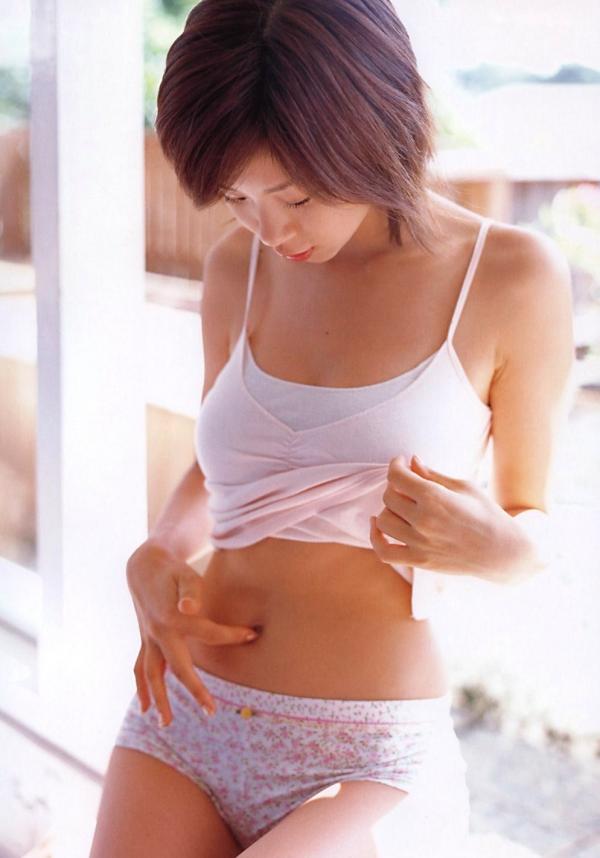    PB写真集_Aki Hoshino ほしのあき_甜美比基尼户外私房秀_极致童颜巨乳诱惑[89P]第26张图片