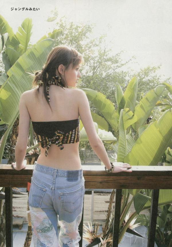    PB写真集_Emi Suzuki 铃木惠美《Love》：海滩清纯少女与日本自然系唯美写真第27张图片