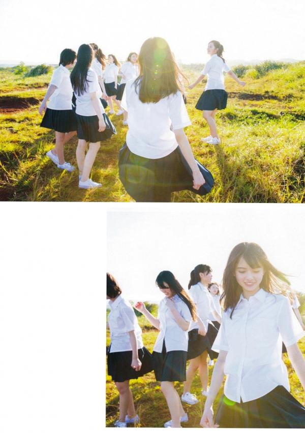    乃木坂46写真集《1时间遅れのI love you》海边度假比基尼清纯少女青春偶像写真第6张图片